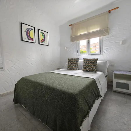 2 Bedroom With Parking Сasa de vacaciones Playa del Inglés