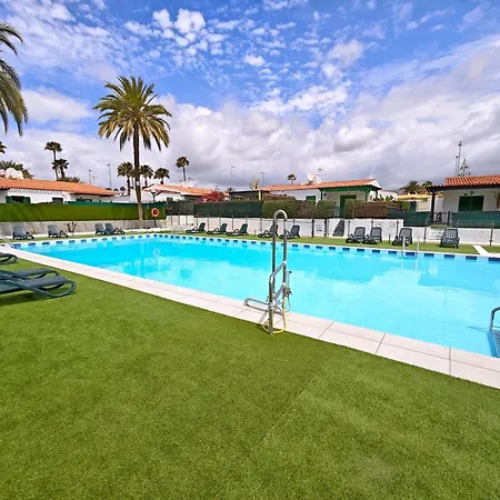 2 Bedroom With Parking Сasa de vacaciones *