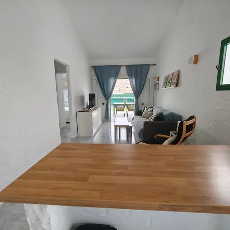 Сasa de vacaciones 2 Bedroom With Parking *