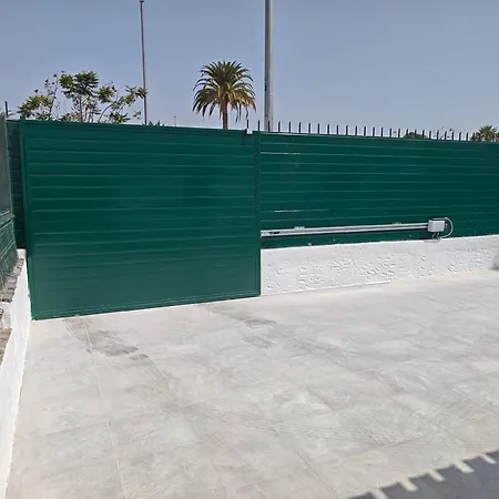 2 Bedroom With Parking Playa del Inglés